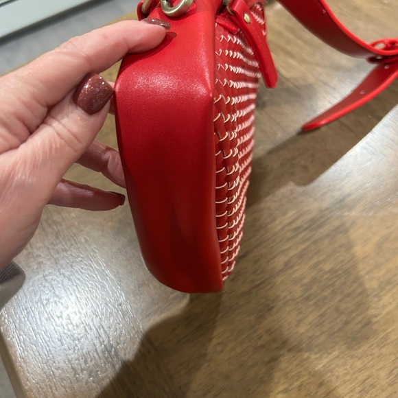 Anthropologie Red Woven Vegan Leather NWOT Crossbody Sling Bag, 12 x 7. - Picture 7 of 14